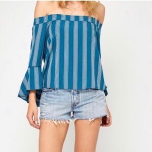 𝅺GENTLE FAWN Off Shoulder Striped Bell Sleeve Top M